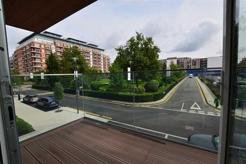 1 bedroom end of terrace house to rent, Capri House, 1 Beaufort Square, Colindale