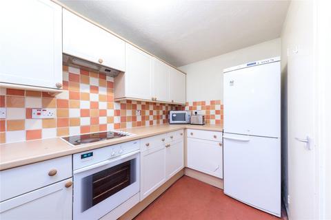 2 bedroom flat to rent, Taeping Street, London