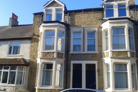 1 bedroom apartment to rent, Park Street, Morecambe LA4