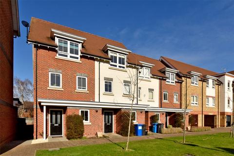3 bedroom end of terrace house to rent, Kingfisher Drive, Maidenhead, Berkshire, SL6