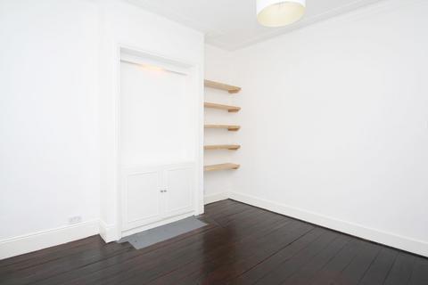 2 bedroom apartment to rent, Burrows Road, Kensal Rise NW10