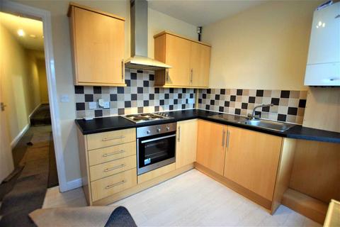 2 bedroom apartment to rent, Highfield Road, South Shore, Blackpool