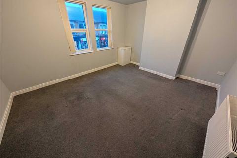 2 bedroom apartment to rent, Highfield Road, South Shore, Blackpool