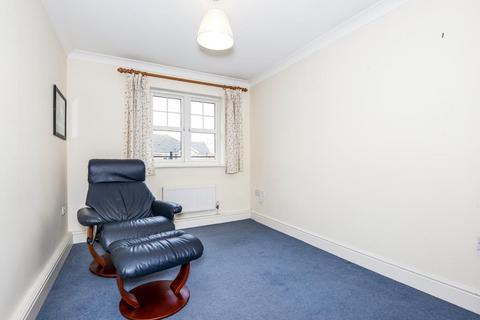 2 bedroom apartment to rent, Bedford Road,  Reading,  RG1