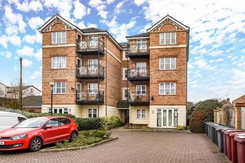 2 bedroom flat to rent, Bedford Road,  Reading,  RG1
