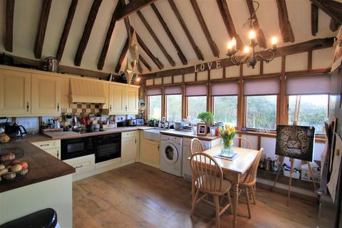 1 bedroom detached house to rent, Nimrod Hall Farm, Sissinghurst Road, Biddenden, TN27 8EU