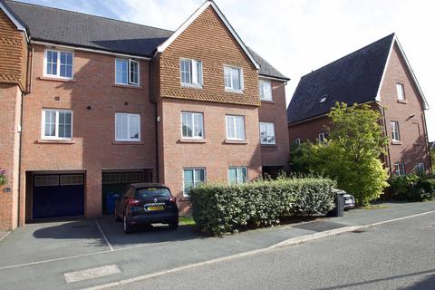 4 bedroom townhouse to rent, Chaise Meadow, Lymm WA13