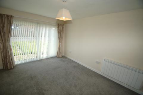 1 bedroom ground floor flat to rent, Pine Tree Close, Bridgwater