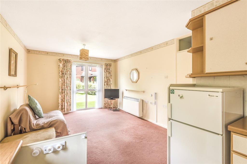 Meon Gardens, Swanmore, Hampshire, SO32 1 bed apartment £99,950