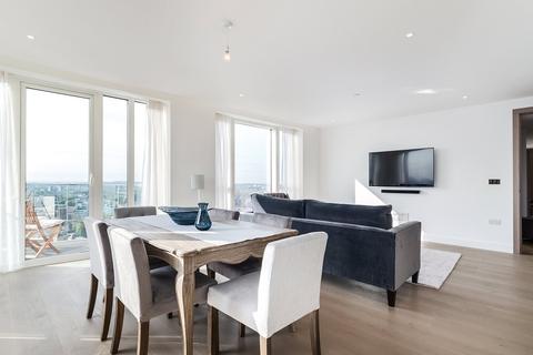 3 bedroom apartment to rent, Admiralty House, 150 Vaughan Way, E1W