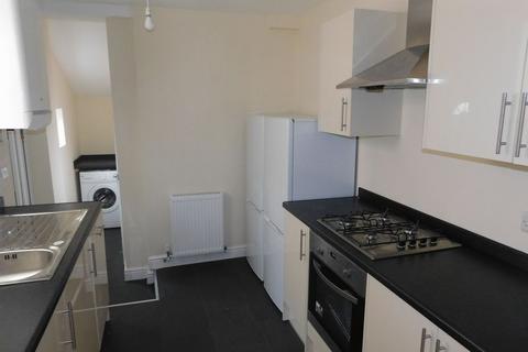 1 bedroom in a house share to rent, Corporation Street, NG18