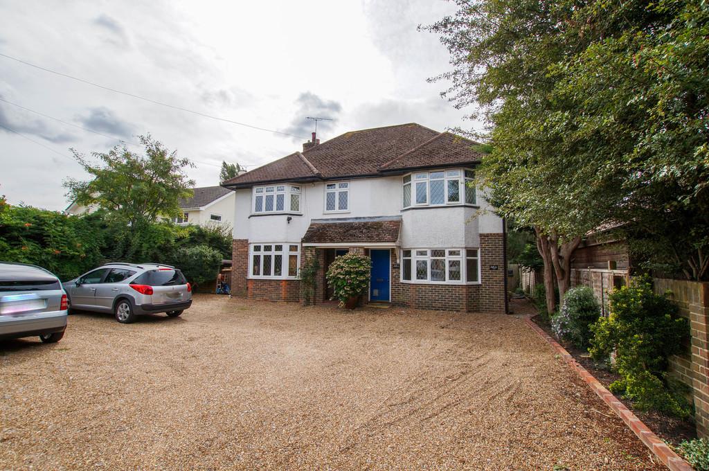 Fishbourne Road East, Chichester 2 bed ground floor flat £850 pcm (£