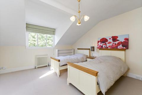 3 bedroom flat to rent, Belsize Park Gardens, Belsize Park, NW3