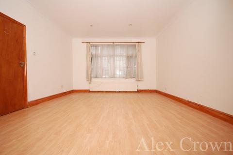 4 bedroom semi-detached house to rent, Gainsborough Gardens, Golders Green