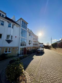 3 bedroom apartment to rent, Moriconium Quay, Poole