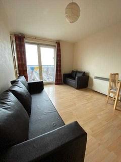 2 bedroom apartment to rent, City Gate House, Gants Hill