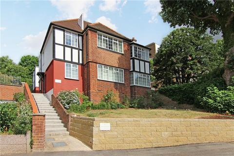 3 bedroom flat to rent, Raymond Road, Wimbledon, SW19