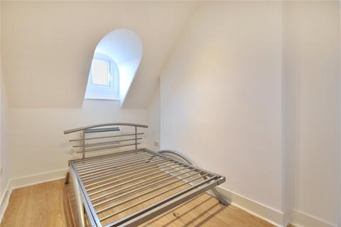 1 bedroom flat to rent, Chichele Road, Willesden Green, London, NW2