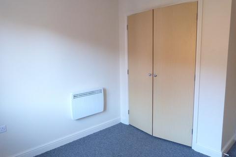 1 bedroom apartment to rent, Newport House