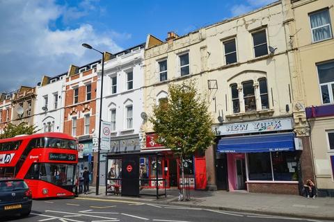 4 bedroom maisonette to rent, Amhurst Road, Hackney Central E8