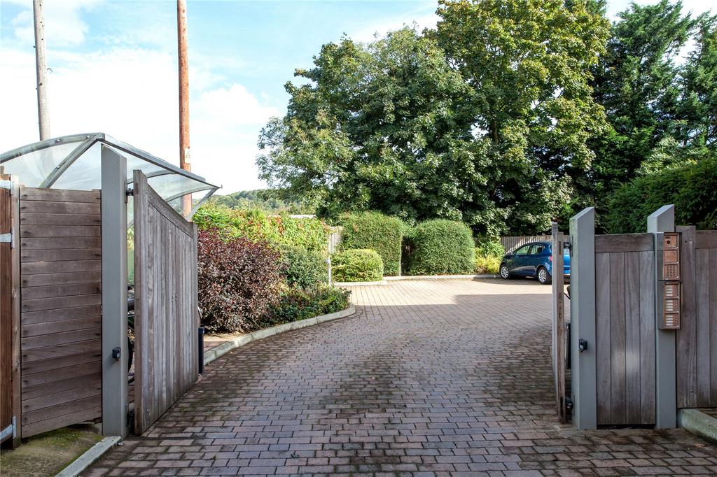 Communal Entrance