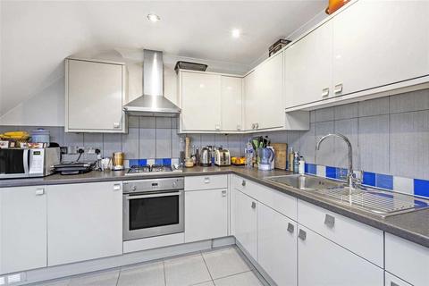 2 bedroom apartment to rent, Mitcham Lane