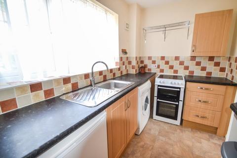 2 bedroom semi-detached house to rent - Dinchope Drive, Hollinswood