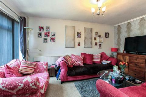 2 bedroom terraced house for sale - Tring