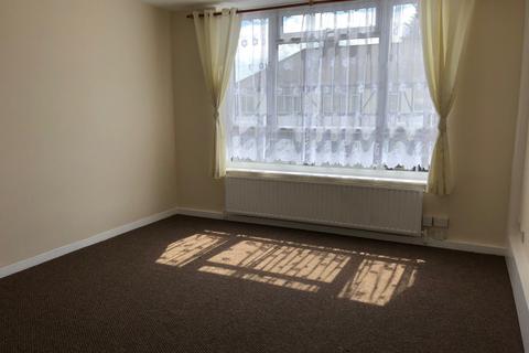 3 bedroom townhouse to rent, Victoria Road, Dagenham, Essex, RM10