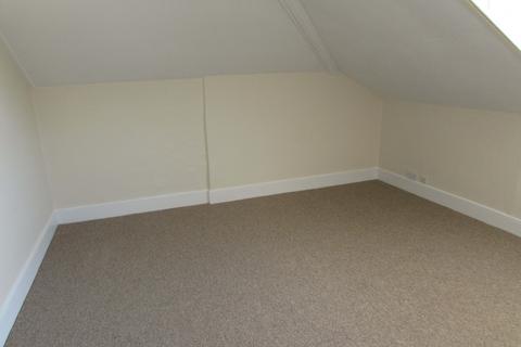 2 bedroom flat to rent, 185a High Street, Ryde, Isle Of Wight, PO33