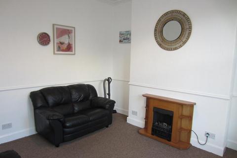 1 bedroom flat to rent, Holburn Street, First Floor Left, AB10