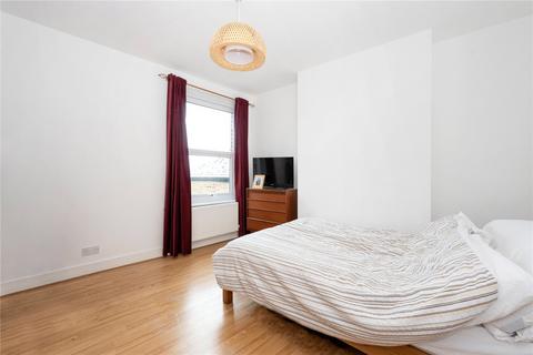 2 bedroom maisonette to rent, Auckland Hill, West Norwood, London, SE27