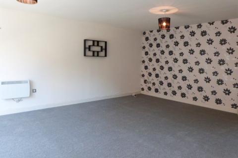 2 bedroom flat to rent, Newport Street