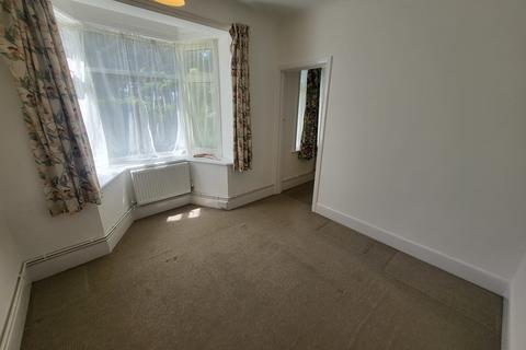 1 bedroom apartment to rent, Manor Road, Bournemouth