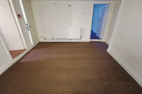 1 bedroom flat to rent, Osborne Road, Levenshulme, Manchester, M19