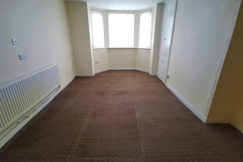 1 bedroom flat to rent, Osborne Road, Levenshulme, Manchester, M19