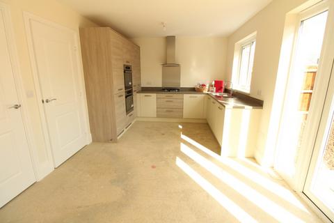 4 bedroom detached house to rent, 3 Gatenby Close, LE5 1GU