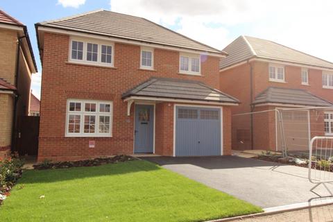 4 bedroom detached house to rent, 3 Gatenby Close, LE5 1GU