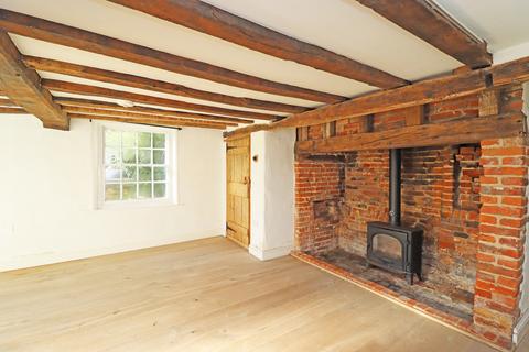 2 bedroom cottage to rent, Gaston Street, East Bergholt