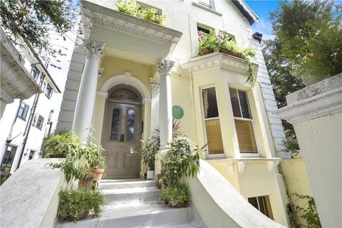 Flat 6, 11 Avenue Crescent, London, W3 8ET