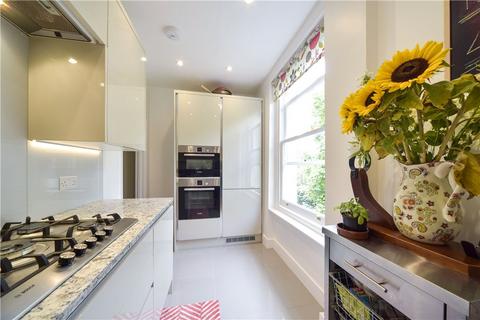 Flat 6, 11 Avenue Crescent, London, W3 8ET