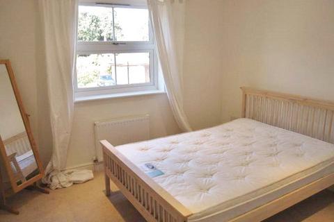 1 bedroom apartment to rent, St. Judes Road, Englefield Green, Egham, TW20