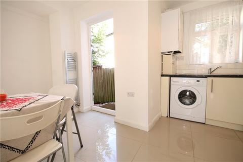 3 bedroom end of terrace house to rent, Berry Way, Ealing, W5