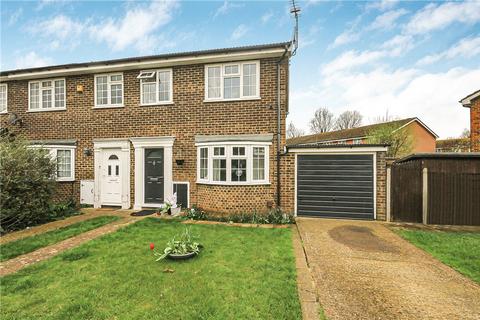 3 bedroom end of terrace house to rent - Kingfisher Drive, Staines-upon-Thames, Surrey, TW18