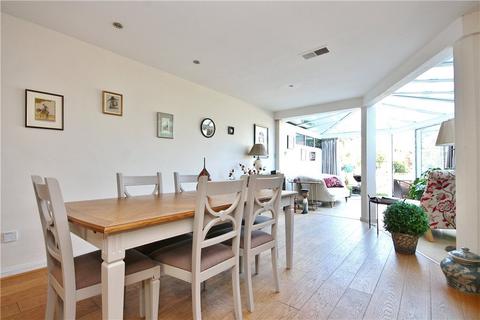 3 bedroom terraced house to rent, Riverside Road, Staines-upon-Thames, Surrey, TW18