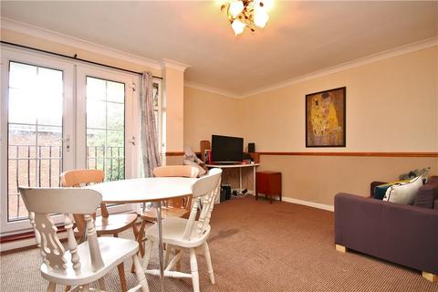 3 bedroom apartment to rent, Swallow Close, Staines-upon-Thames, Surrey, TW18