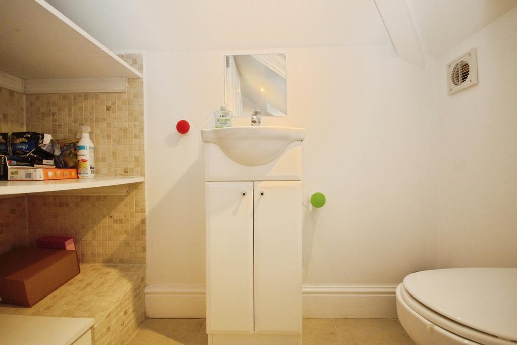 Study Ensuite