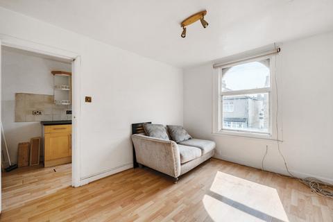 2 bedroom maisonette for sale, Grange Park Road, Thornton Heath, CR7