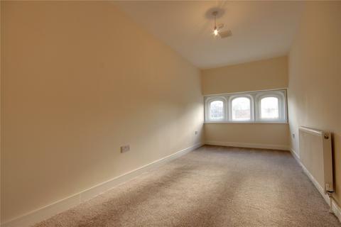 2 bedroom flat to rent, Albert Road, Middlesbrough