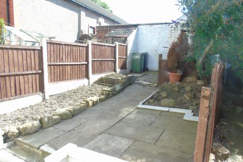 3 bedroom terraced house to rent, KING STREET, ALFRETON, DERBYSHIRE